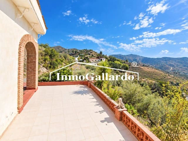 4 makuuhuone Omakotitalo myytävänä paikassa Vélez-Málaga mukana 
autotalli - 423 000 € (Ref: 10080250)