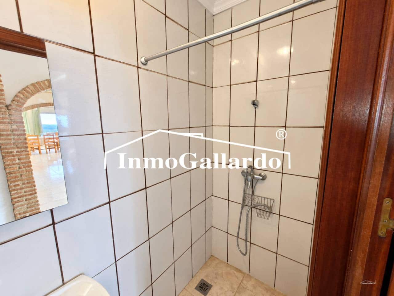4 makuuhuone Omakotitalo myytävänä paikassa Velez-Malaga mukana 
autotalli - 423 000 € (Ref: 10080250)