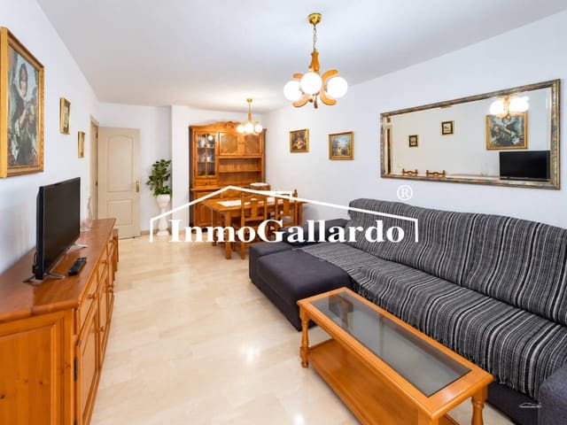 Piso de 3 habitaciones en Rincón de la Victoria en venta con garaje - 339.000 € (Ref: 10097402)