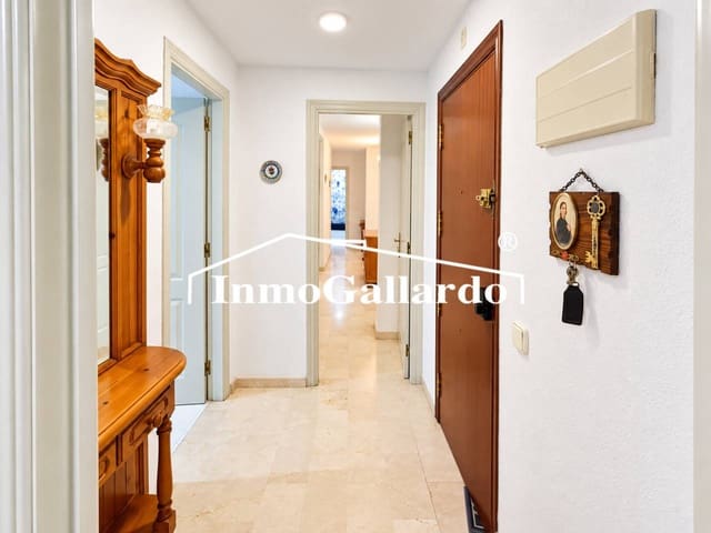 Piso de 3 habitaciones en Rincón de la Victoria en venta con garaje - 339.000 € (Ref: 10097402)