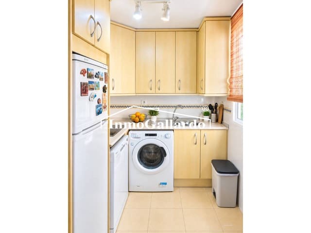 1 sypialnia Penthouse do wynajęcia w Rincón de la Victoria z basenem garażem - 950 € (Ref: 10099545)