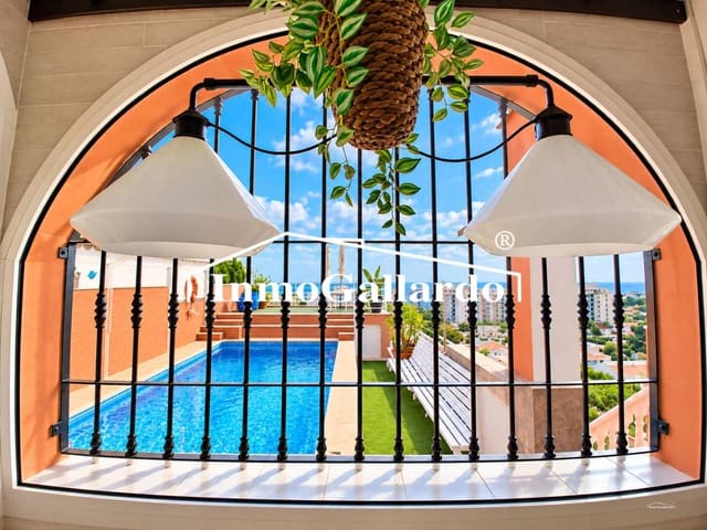 3 chambre Villa/Maison à vendre à Rincón de la Victoria avec piscine - 870 000 € (Ref: 10135336)