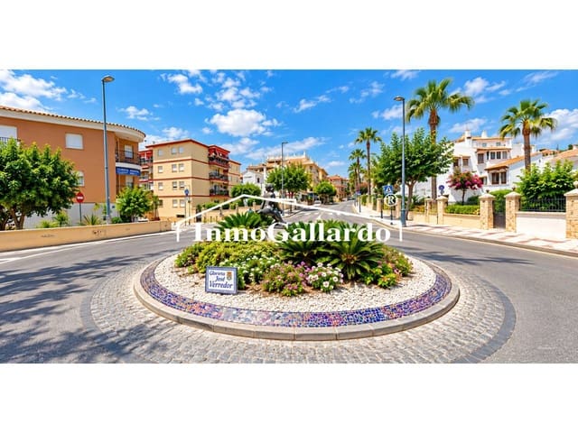 Piso de 3 habitaciones en Rincón de la Victoria en venta con garaje - 379.900 € (Ref: 10154497)