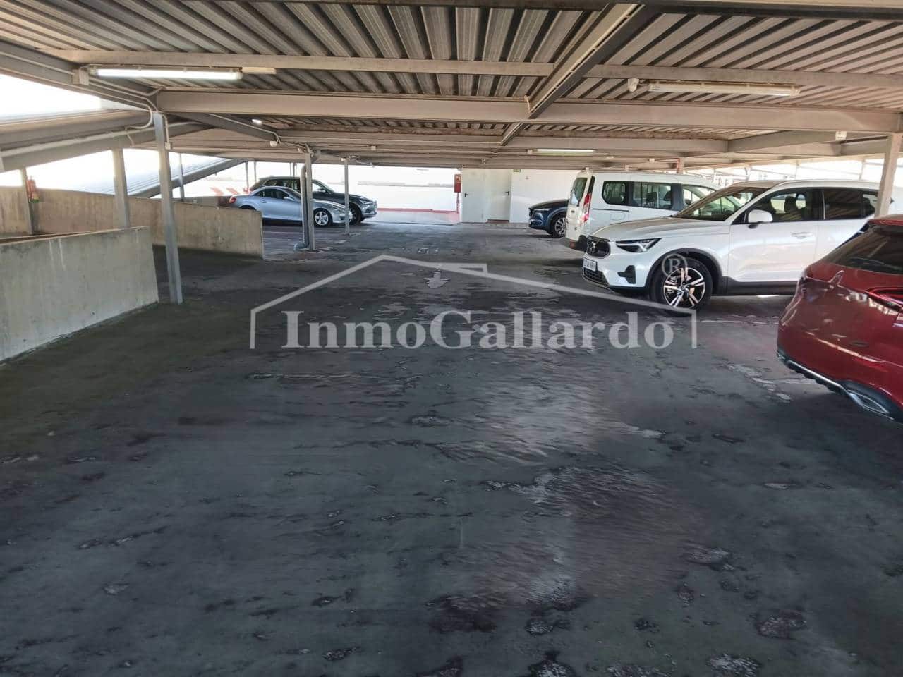 Garage til salg i Malaga by - € 49.900 (Ref: 10162075)