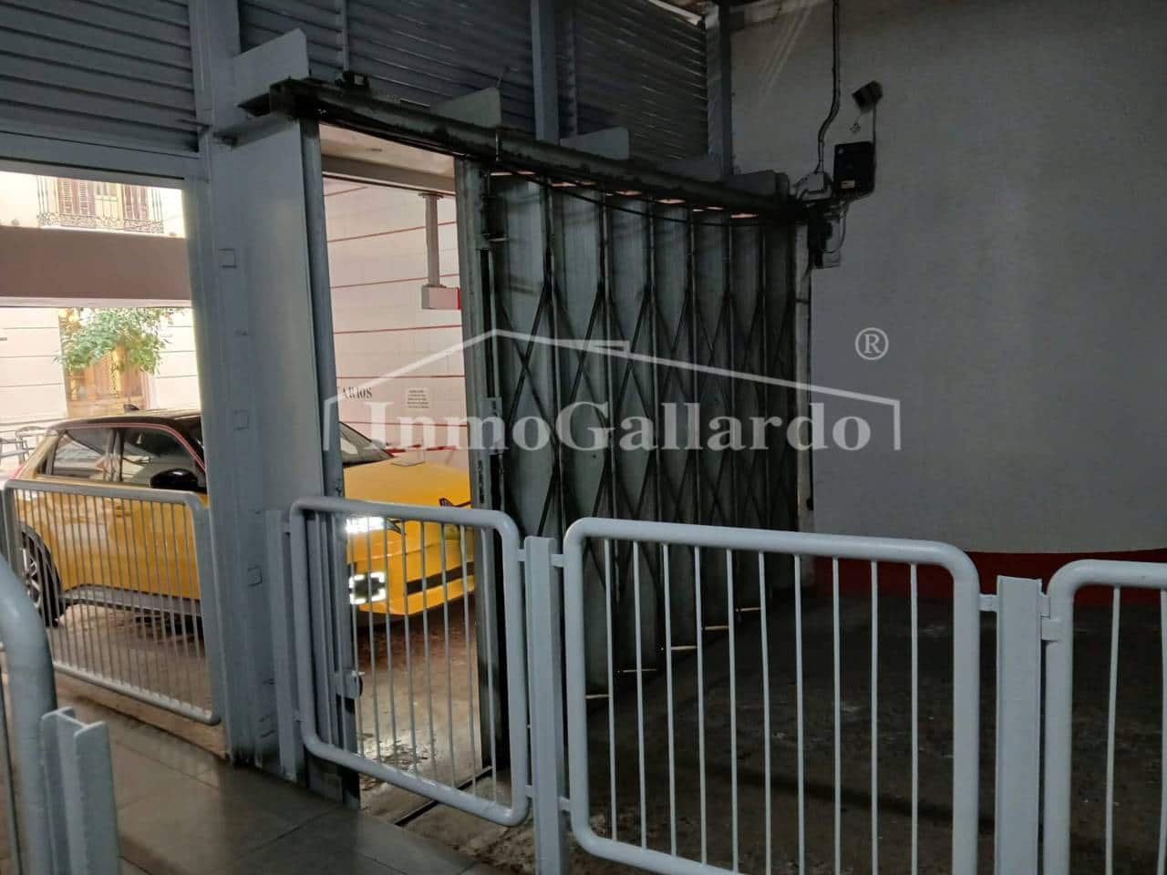 Garage til salg i Malaga by - € 49.900 (Ref: 10162075)
