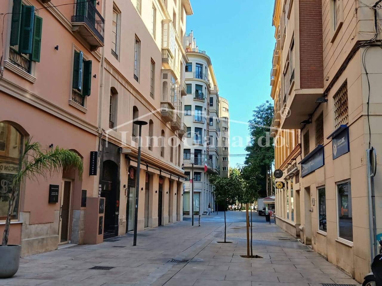 Garage til salg i Malaga by - € 49.900 (Ref: 10162075)