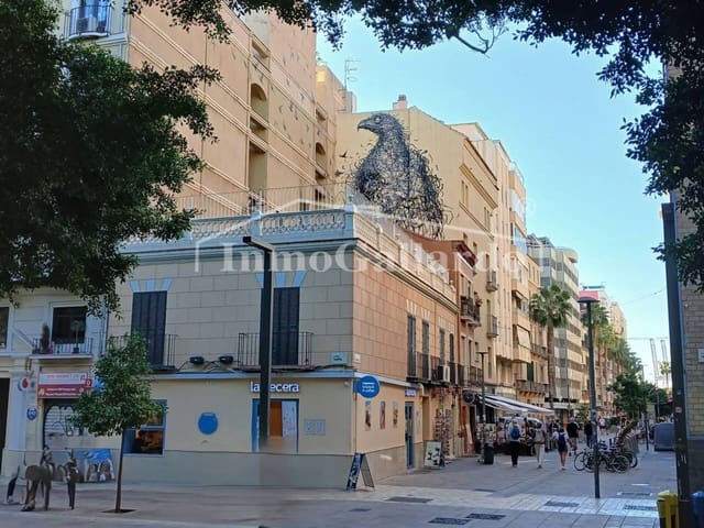Garage til salg i Málaga by - € 49.900 (Ref: 10162075)