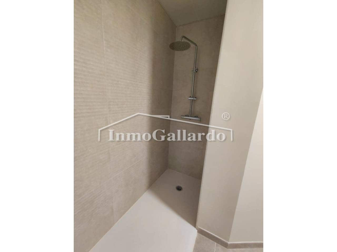 Studio til salgs i Malaga by - € 200 000 (Ref: 10163993)