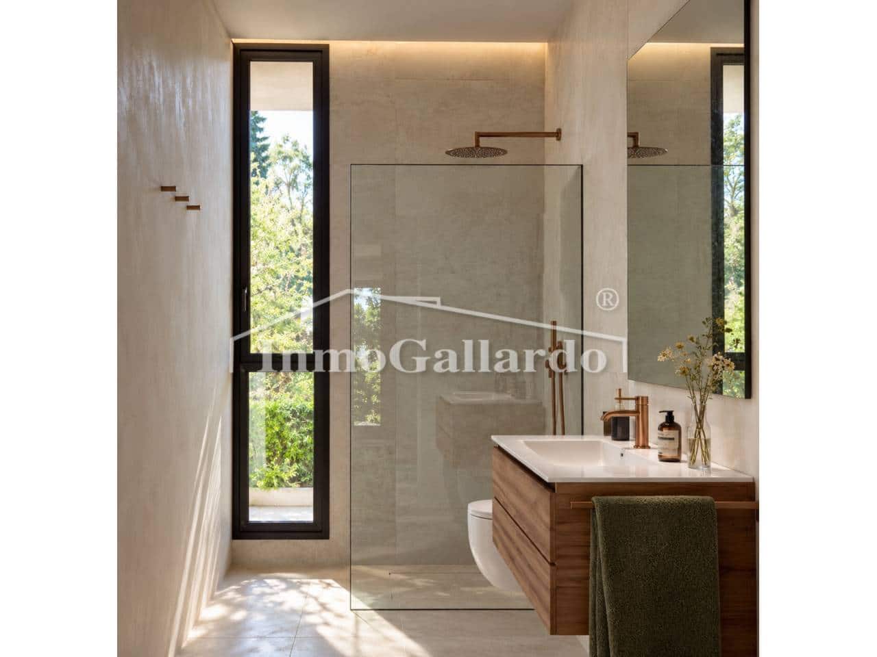 3 bedroom Terraced Villa for sale in Malaga city with pool garage - € 1,570,000 (Ref: 10176176)