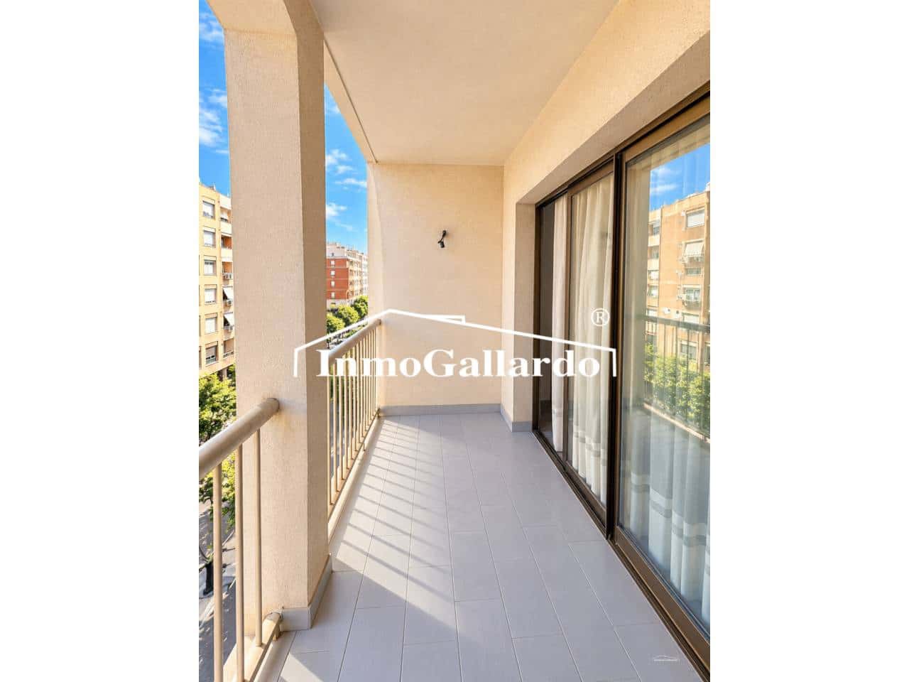 3 sypialnia Mieszkanie na sprzedaż w Miasto Malaga z garażem - 313 000 € (Ref: 10179721)