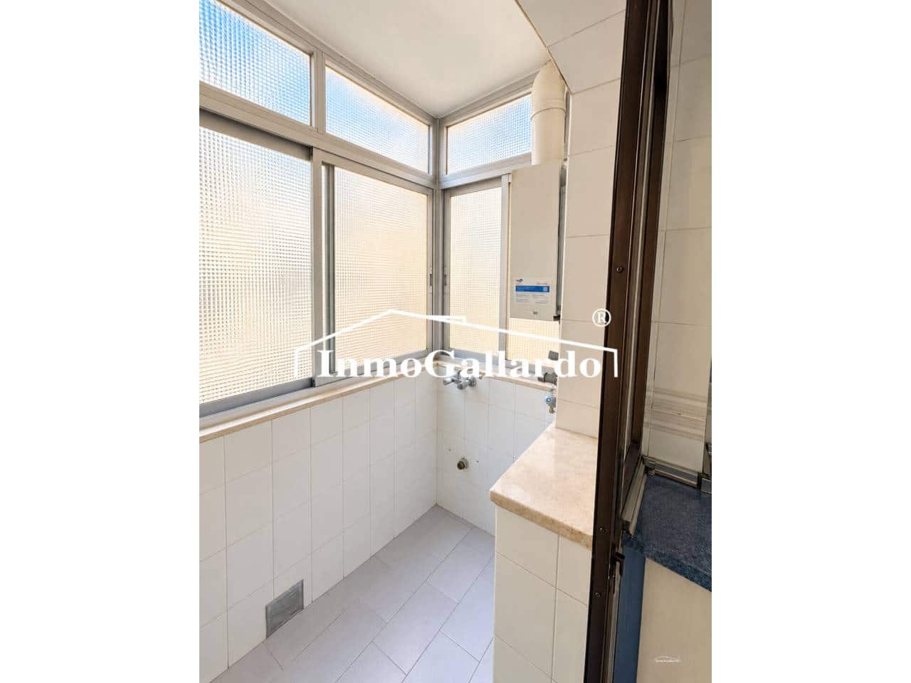 3 sypialnia Mieszkanie na sprzedaż w Miasto Malaga z garażem - 313 000 € (Ref: 10179721)