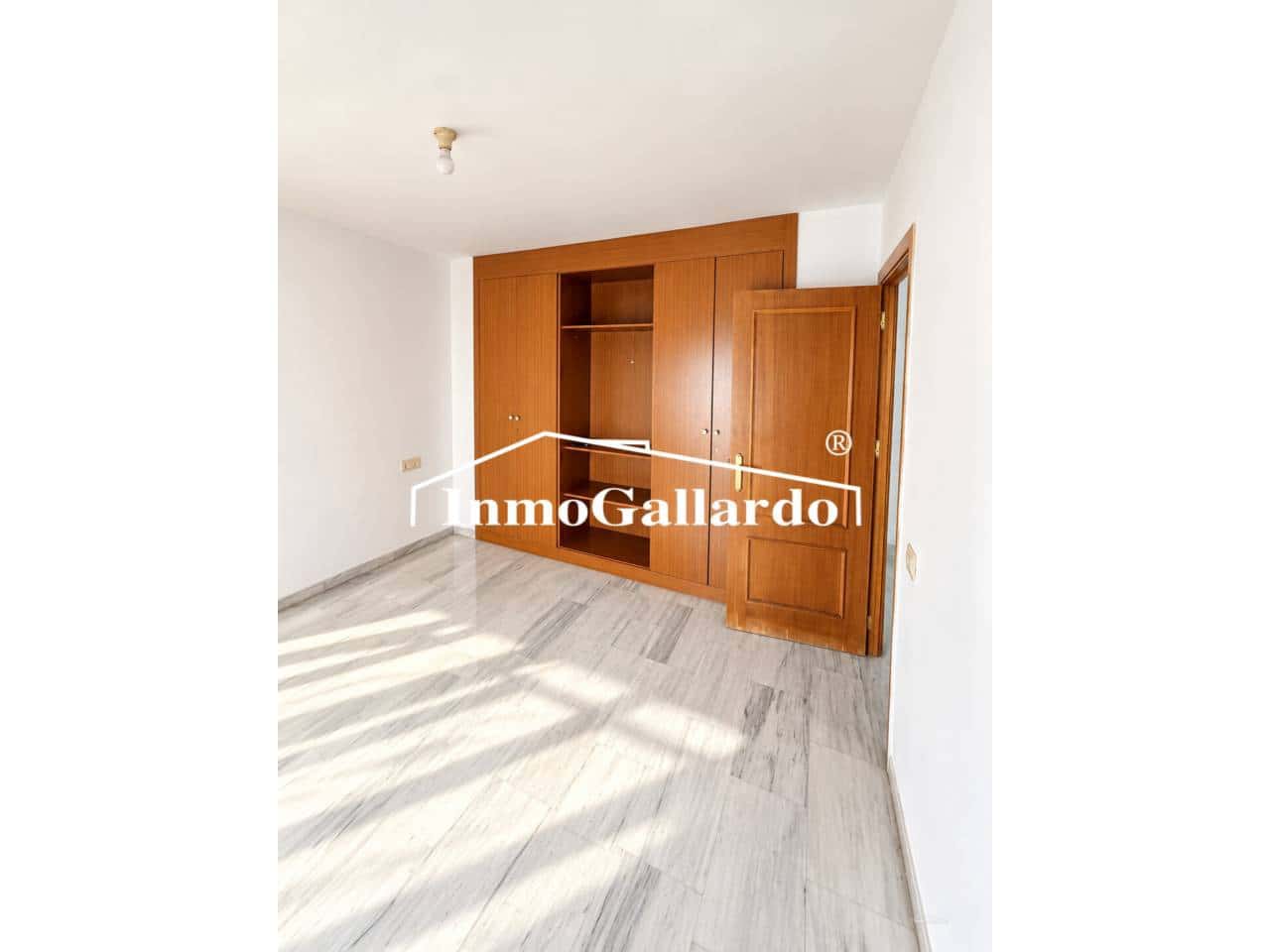 3 sypialnia Mieszkanie na sprzedaż w Miasto Malaga z garażem - 313 000 € (Ref: 10179721)