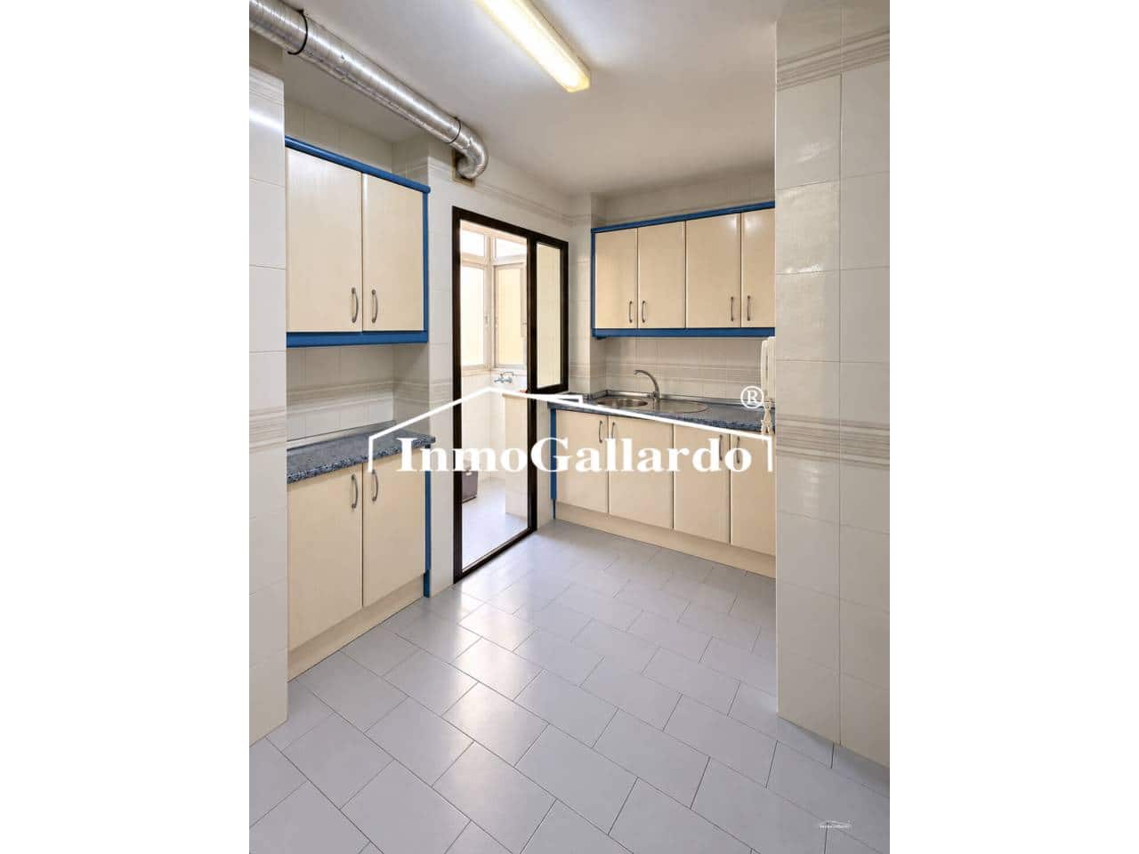 3 sypialnia Mieszkanie na sprzedaż w Miasto Malaga z garażem - 313 000 € (Ref: 10179721)