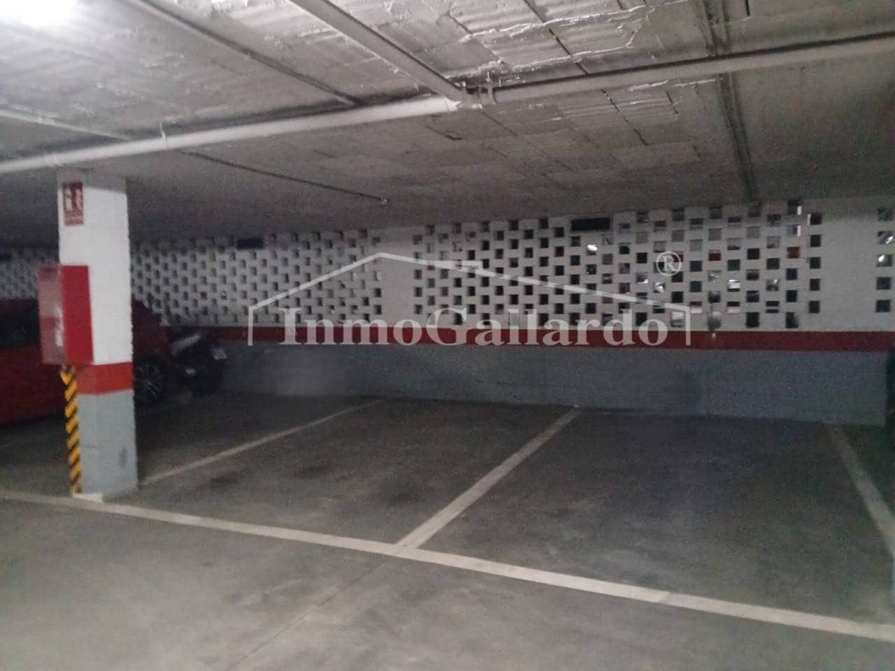 Garage for rent in Malaga city - € 110 (Ref: 10179722)