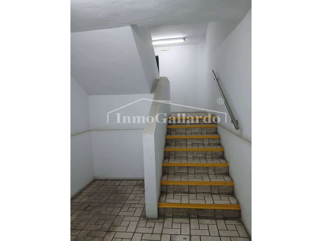 Garage for rent in Malaga city - € 110 (Ref: 10179722)