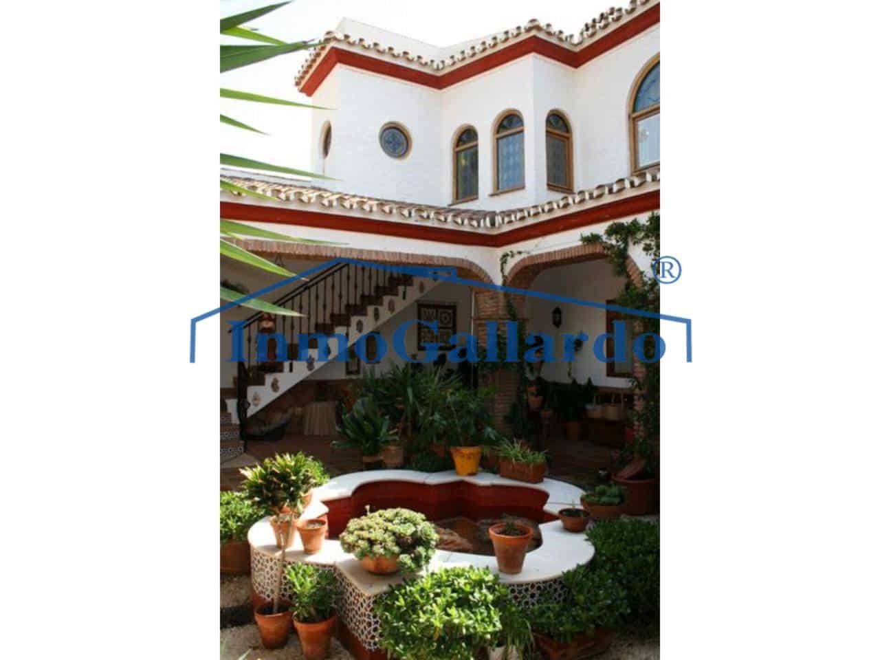 7 soveværelse Villa til salg i Rincon de la Victoria med swimmingpool garage - € 929.000 (Ref: 3247831)