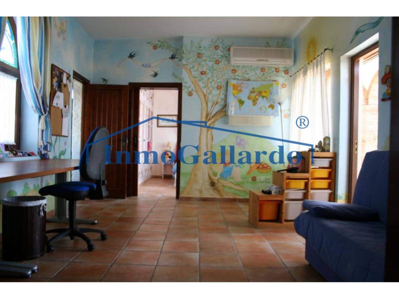 7 soveværelse Villa til salg i Rincon de la Victoria med swimmingpool garage - € 929.000 (Ref: 3247831)