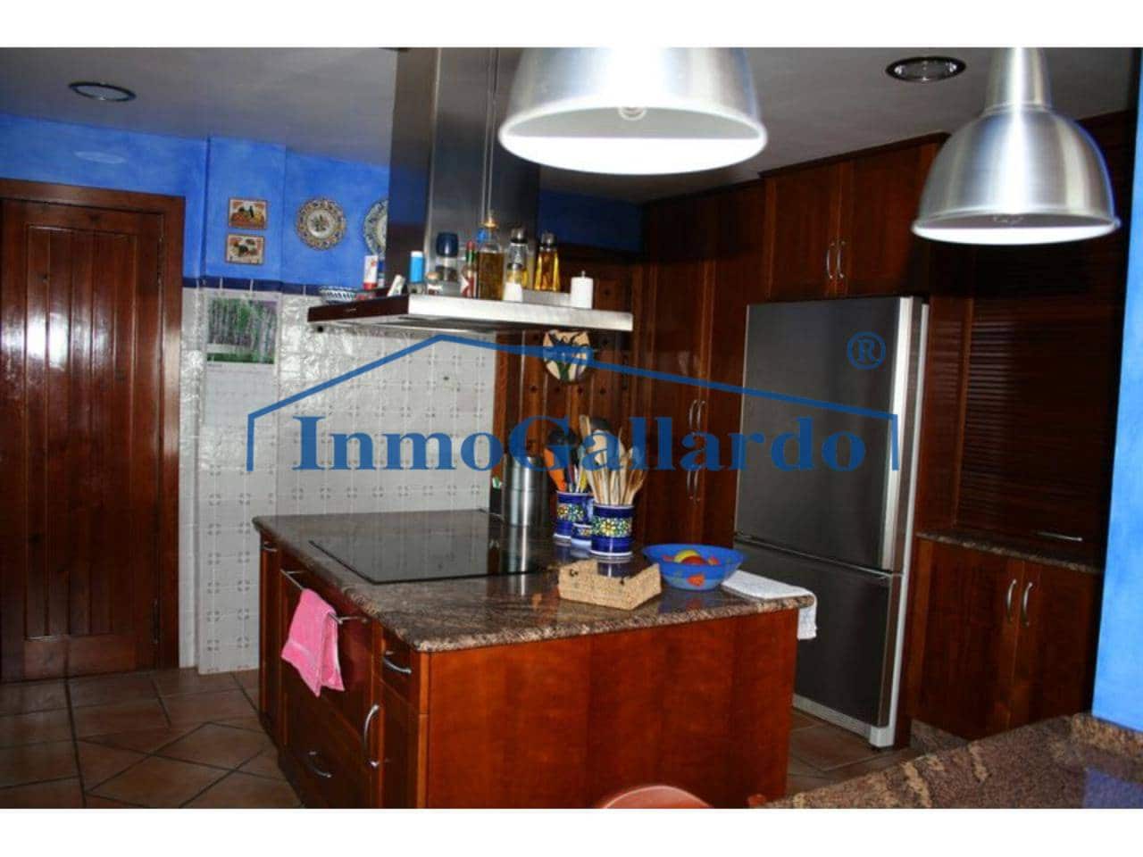 7 soveværelse Villa til salg i Rincon de la Victoria med swimmingpool garage - € 929.000 (Ref: 3247831)