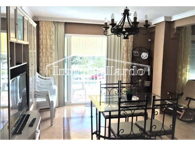 2 chambre Appartement à vendre à Torre del Mar, Vélez-Málaga avec piscine - 530 000 € (Ref: 3379525)