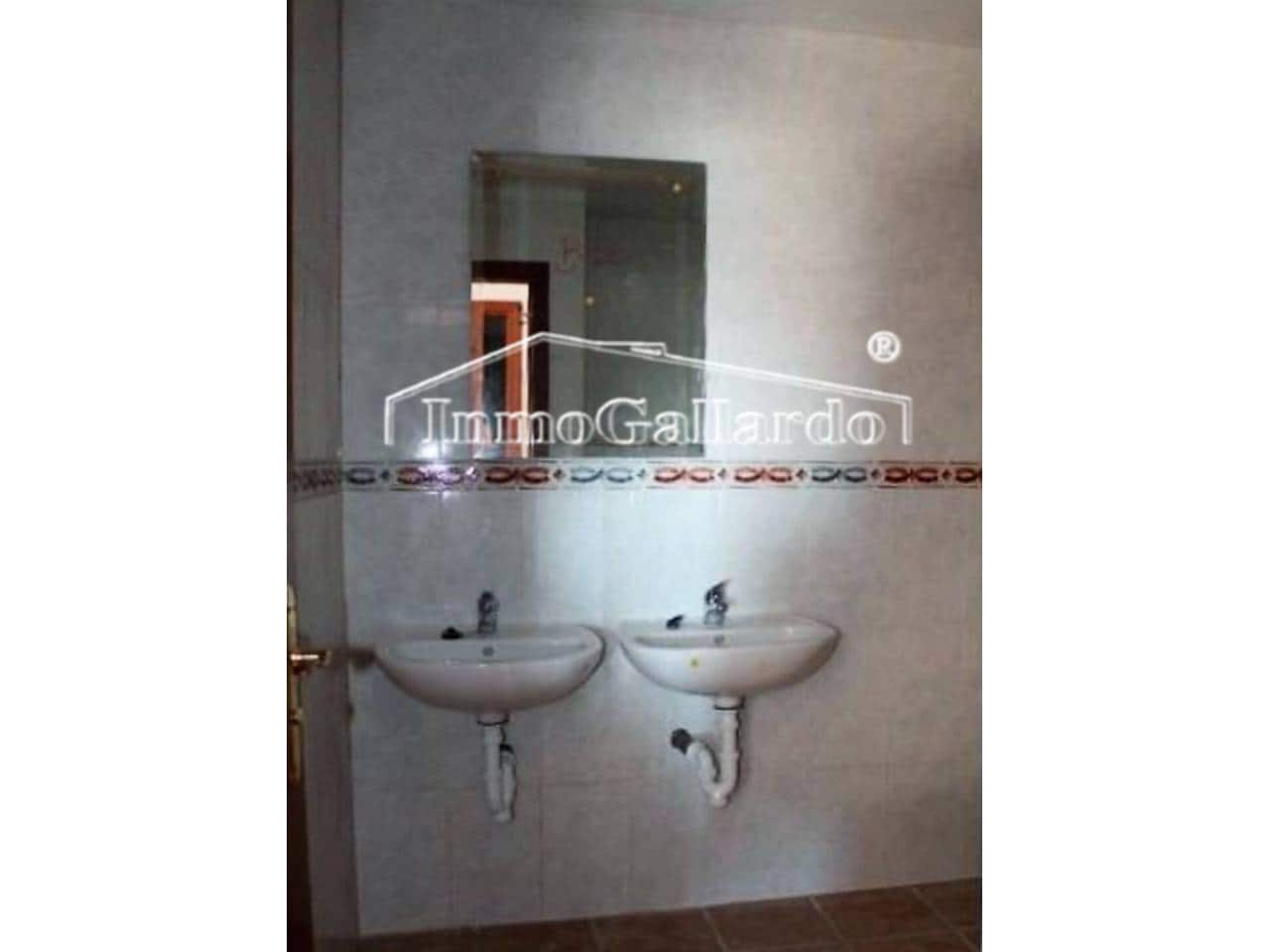 Erhverv til salg i Totalan - € 120.000 (Ref: 3572002)