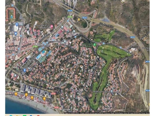 Ubebygd land til salgs i El Palo, Málaga by - € 260 000 (Ref: 3963496)