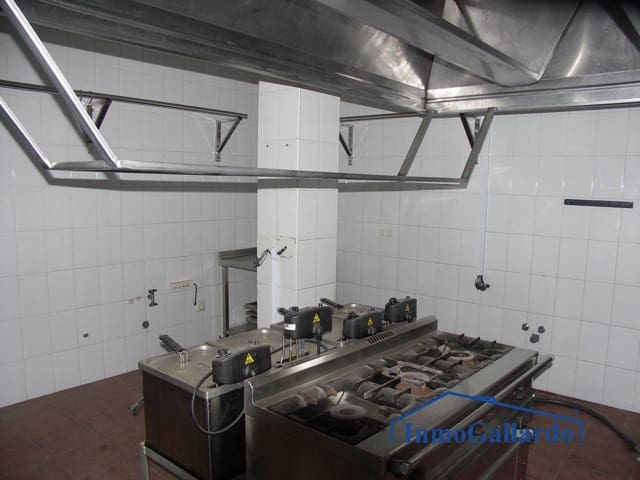 Erhverv til salg i Torre del Mar, Vélez-Málaga - € 1.500.000 (Ref: 4054110)