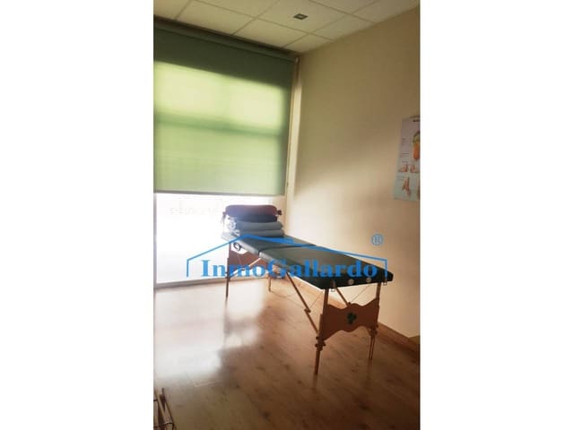 Erhverv til salg i Torre del Mar, Vélez-Málaga - € 152.000 (Ref: 4614012)