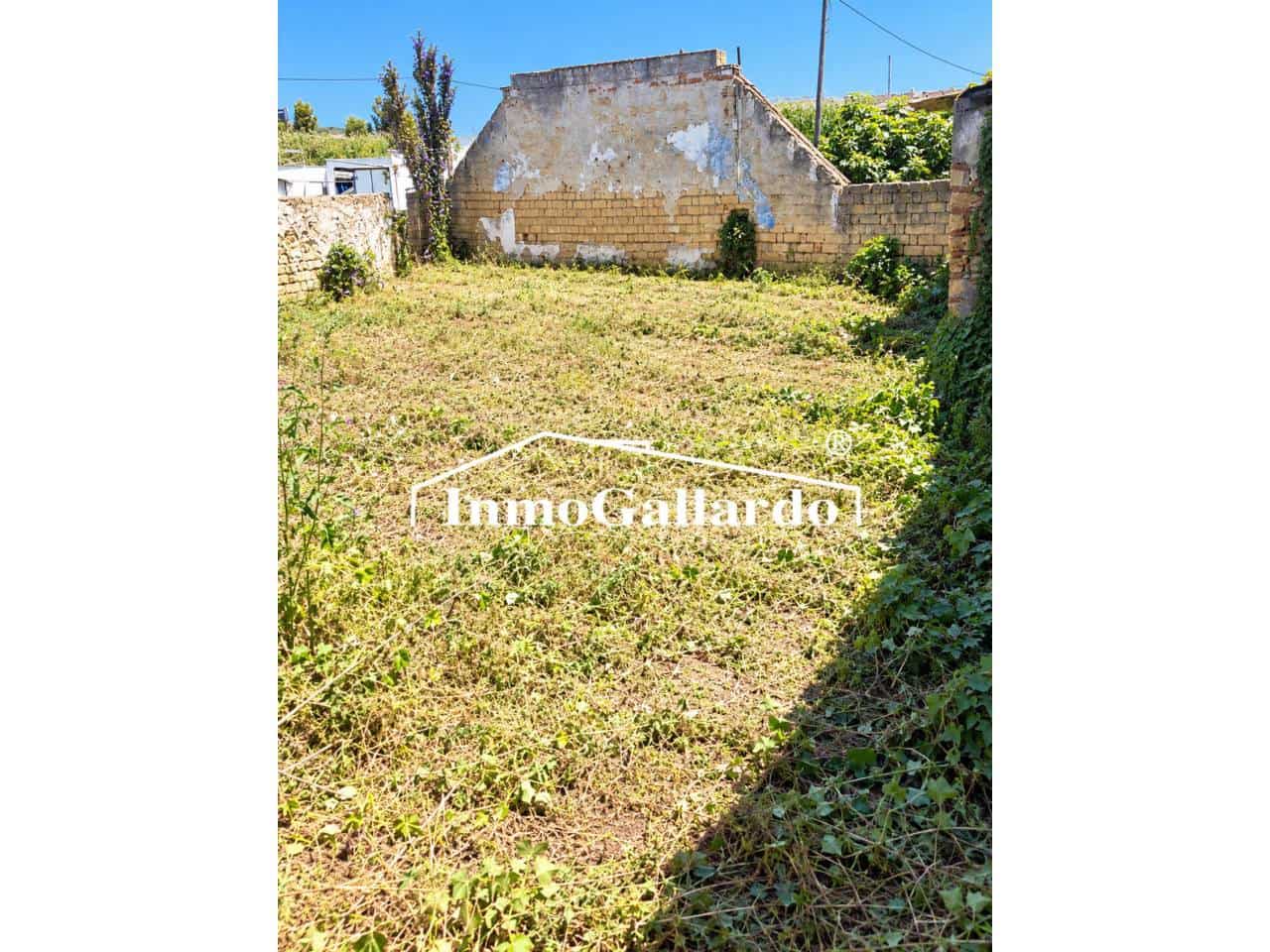 Commercial for sale in Almayate - € 330,000 (Ref: 4616485)