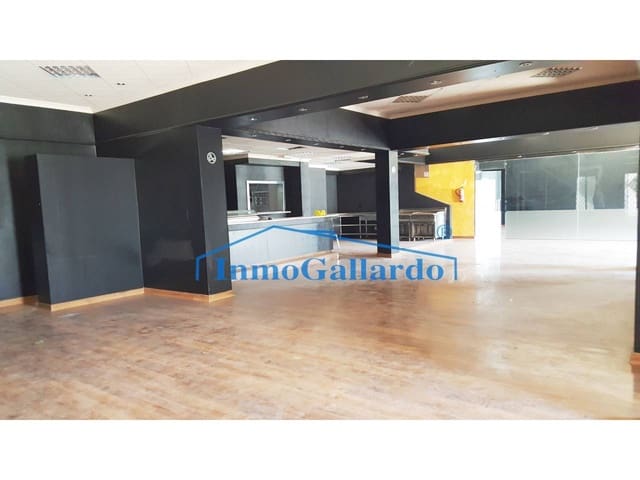 Gewerbe zu vermieten in Vélez-Málaga - 3.200 € (Ref: 4641531)