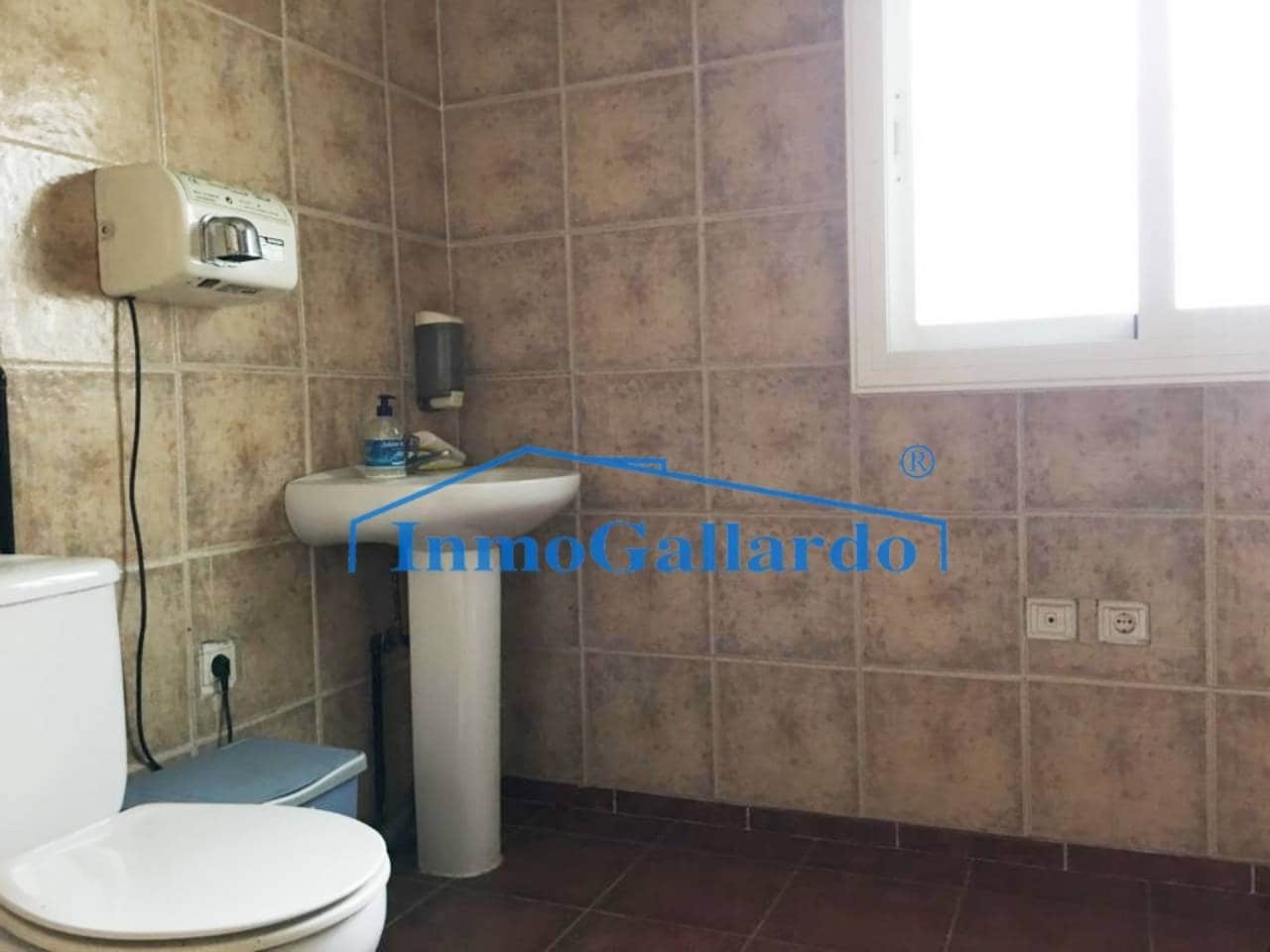 Erhverv til leje i Torre del Mar - € 3.200 (Ref: 4641531)