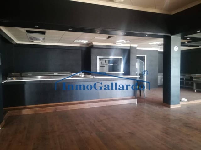 Gewerbe zu vermieten in Vélez-Málaga - 3.200 € (Ref: 4641531)