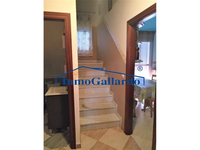 Apartamento de 4 habitaciones en Canillas de Aceituno en venta con garaje - 190.900 € (Ref: 4696164)