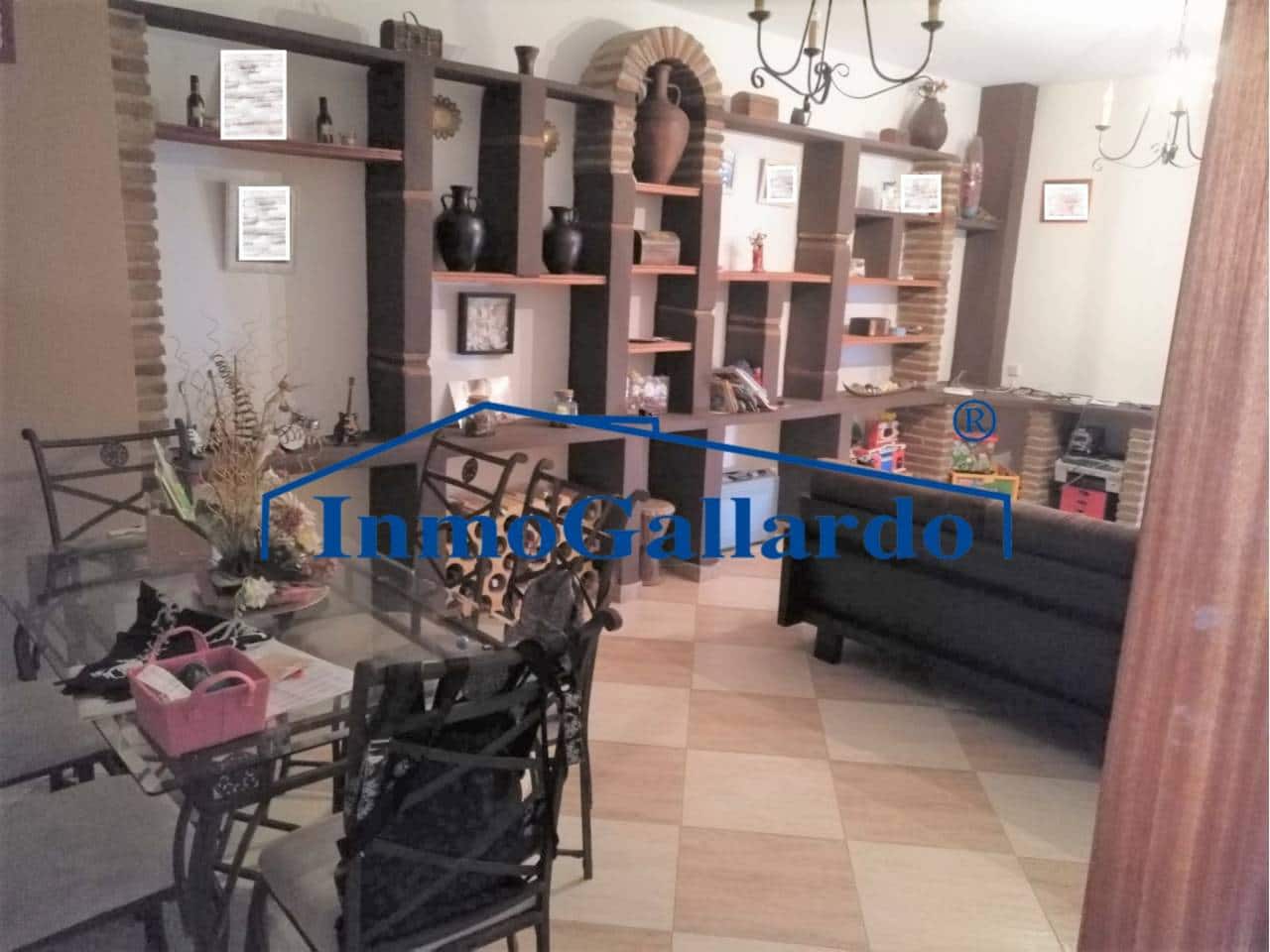 Apartamento de 4 habitaciones en Canillas de Aceituno en venta con garaje - 190.900 € (Ref: 4696164)
