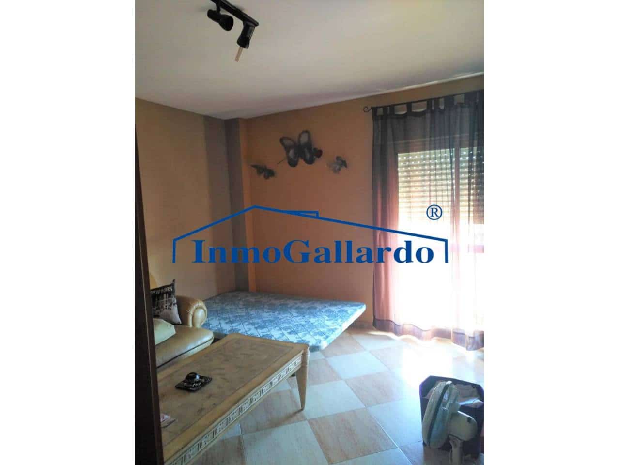 Apartamento de 4 habitaciones en Canillas de Aceituno en venta con garaje - 190.900 € (Ref: 4696164)
