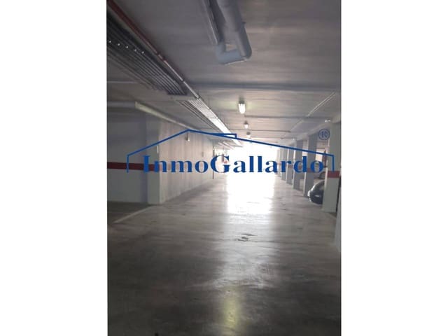 Garage til salg i Rincón de la Victoria - € 25.500 (Ref: 5827132)