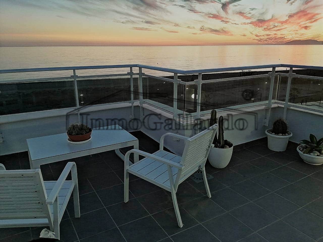 2 soverom Penthouse til salgs i Torrox-Costa med svømmebasseng garasje - € 549 900 (Ref: 5859201)