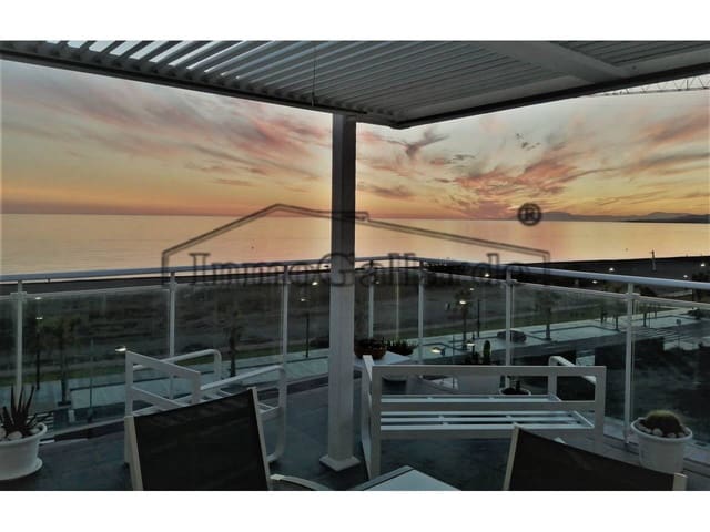 2 soverom Penthouse til salgs i Torrox med svømmebasseng garasje - € 549 900 (Ref: 5859201)