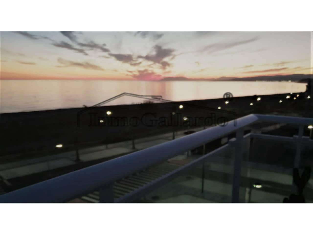 2 soverom Penthouse til salgs i Torrox-Costa med svømmebasseng garasje - € 549 900 (Ref: 5859201)