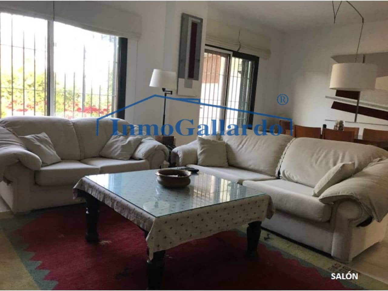 4 soveværelse Byhus til salg i Torre de Benagalbon med garage - € 647.000 (Ref: 6025445)