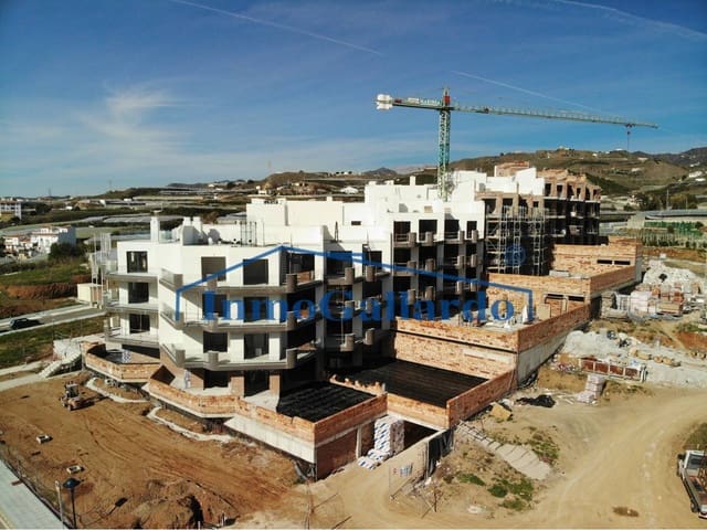 2 slaapkamer Flat te koop in El Morche, Torrox met zwembad garage - € 241.000 (Ref: 6071614)