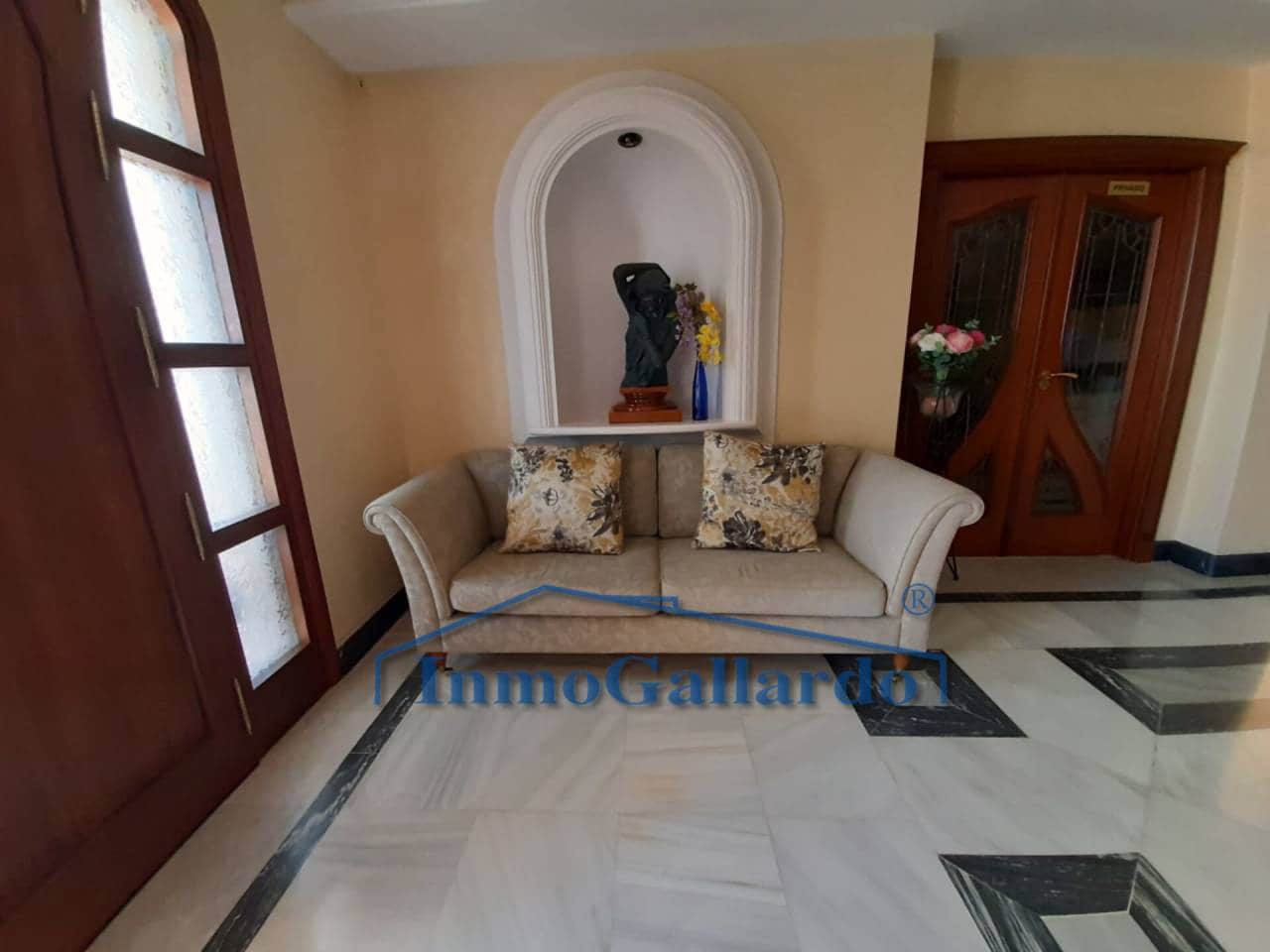 9 soveværelse Villa til salg i Torre del Mar med swimmingpool garage - € 1.540.000 (Ref: 6214968)