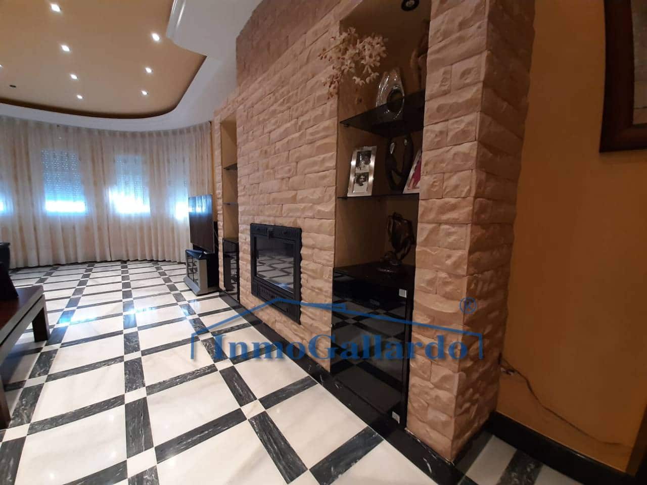 9 soveværelse Villa til salg i Torre del Mar med swimmingpool garage - € 1.540.000 (Ref: 6214968)