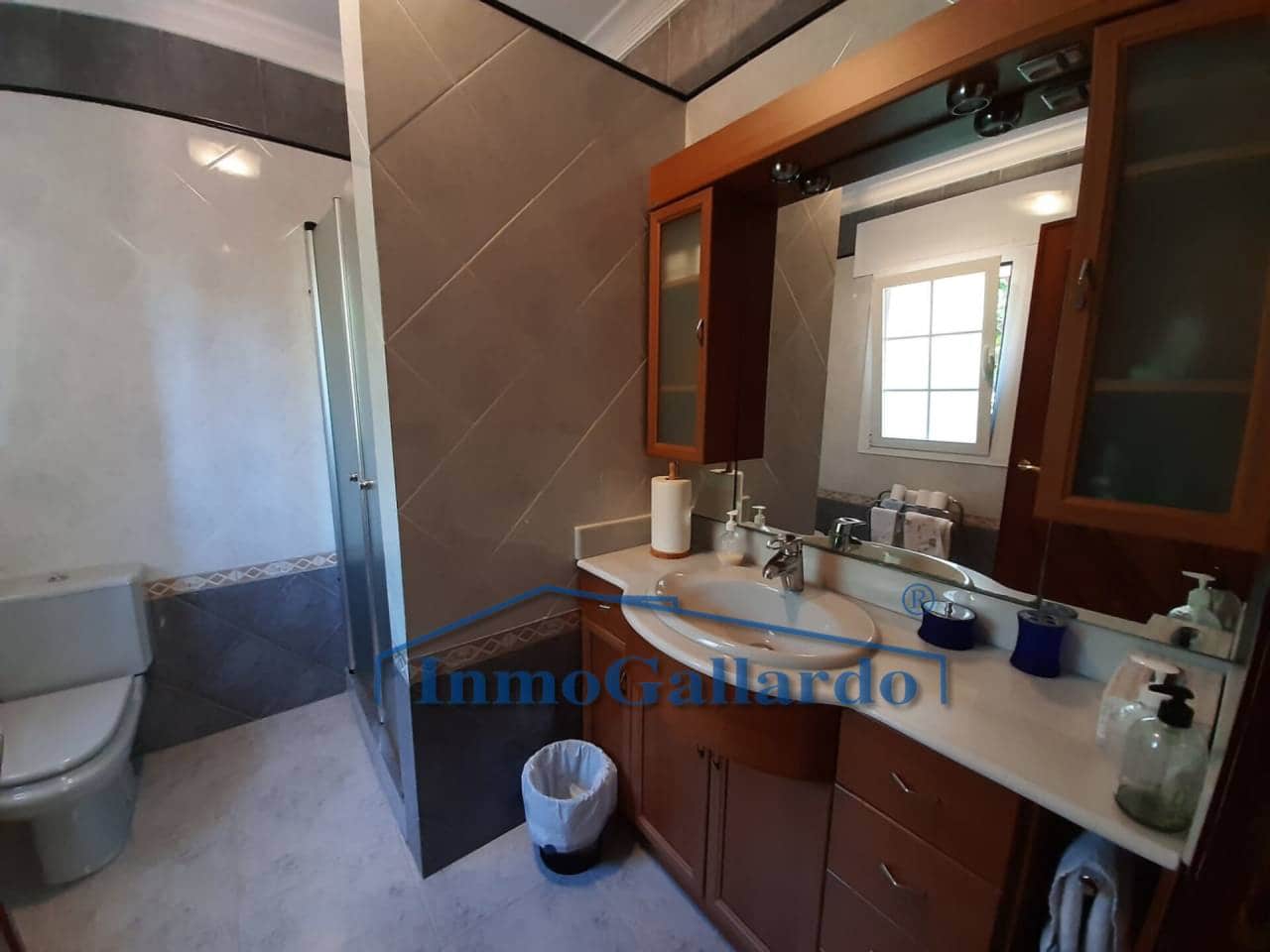 9 soveværelse Villa til salg i Torre del Mar med swimmingpool garage - € 1.540.000 (Ref: 6214968)