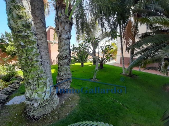 9 soveværelse Villa til salg i Torre del Mar, Vélez-Málaga med swimmingpool garage - € 1.540.000 (Ref: 6214968)