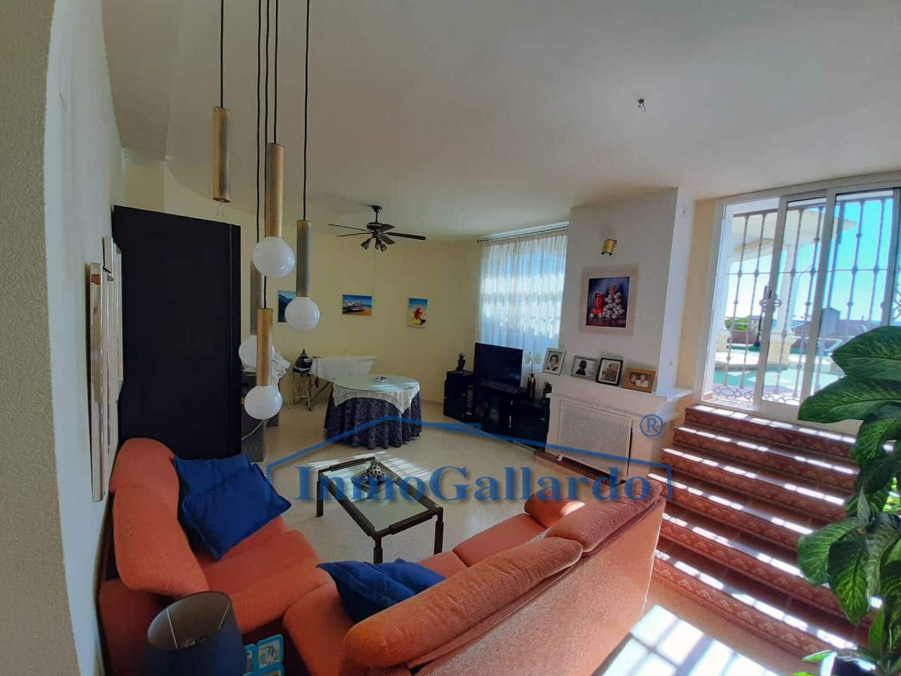 9 soveværelse Villa til salg i Torre del Mar med swimmingpool garage - € 1.540.000 (Ref: 6214968)