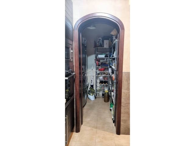 3 quarto Casa em Banda para venda em Cuevas de San Marcos com garagem - 124 900 € (Ref: 6584840)