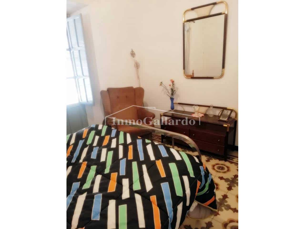 6 soveværelse Byhus til salg i Archidona - € 109.000 (Ref: 7209709)