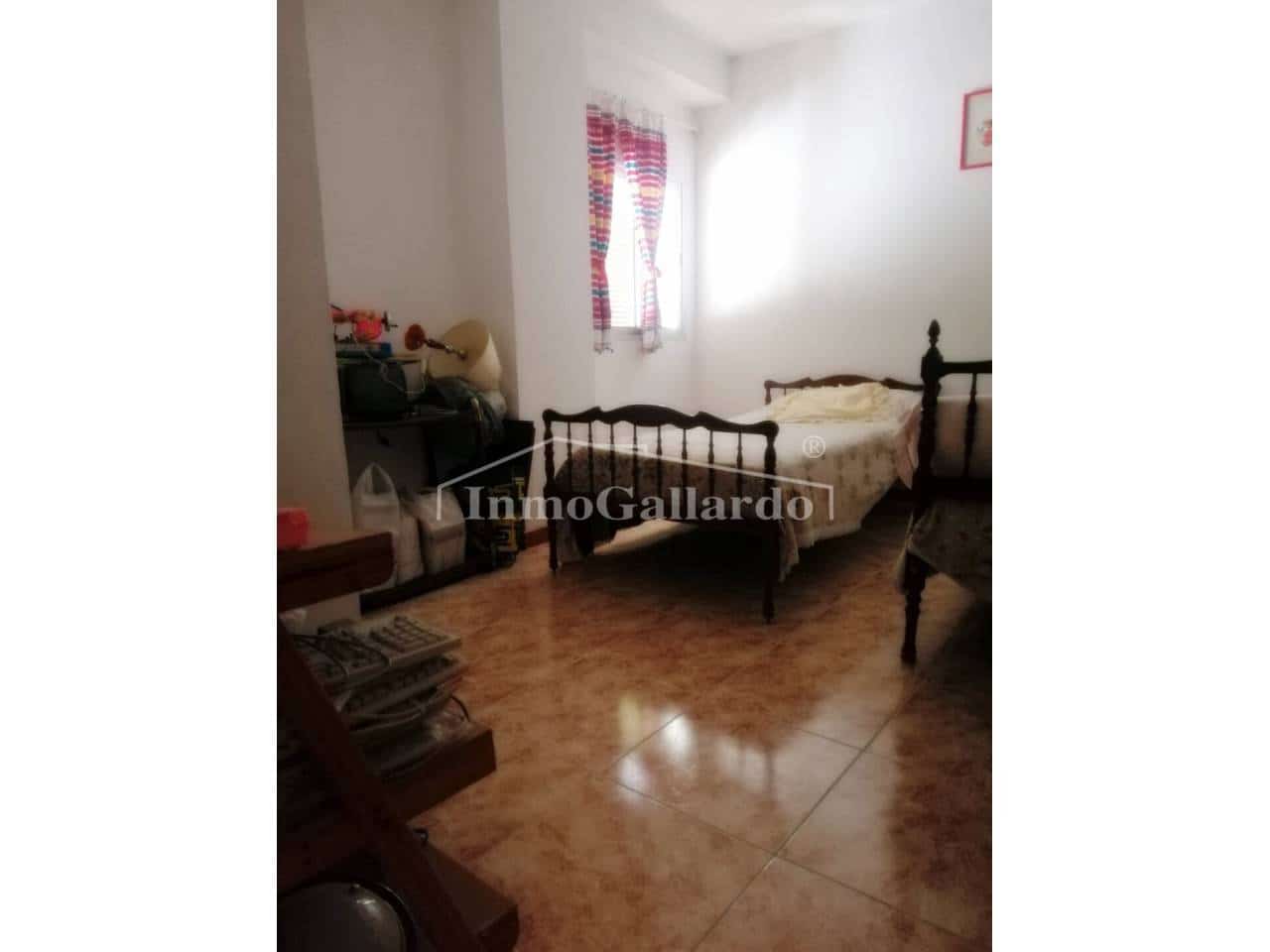 6 soveværelse Byhus til salg i Archidona - € 109.000 (Ref: 7209709)