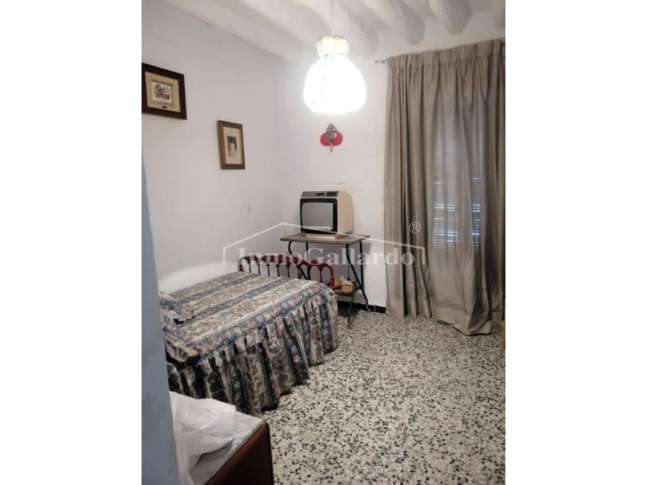 6 soveværelse Byhus til salg i Archidona - € 109.000 (Ref: 7209709)