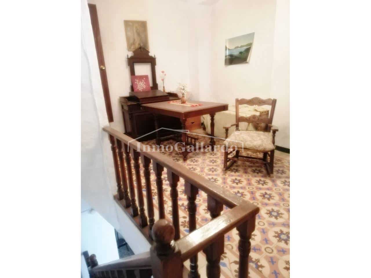 6 soveværelse Byhus til salg i Archidona - € 109.000 (Ref: 7209709)